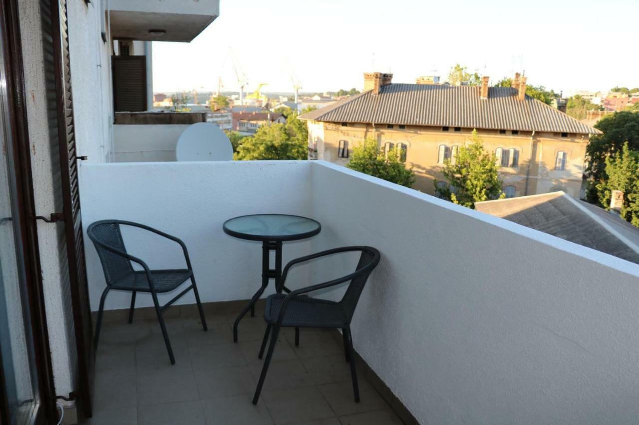 Apartman Duda プーラ エクステリア 写真